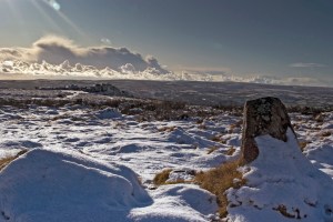 By Rob Gillies, Alone on a Dartmoor winters day, https://www.flickr.com/photos/goneloanwolf/4206971258/