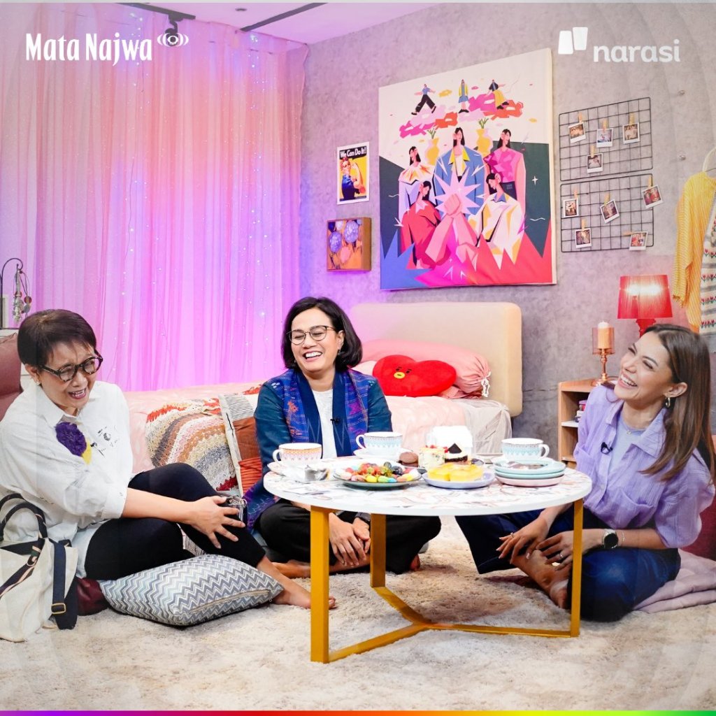 Reshuffle: Bloomberg, Indonesia’s Prabowo Ousts Sri Mulyani, Risks&nbsp;Turmoil