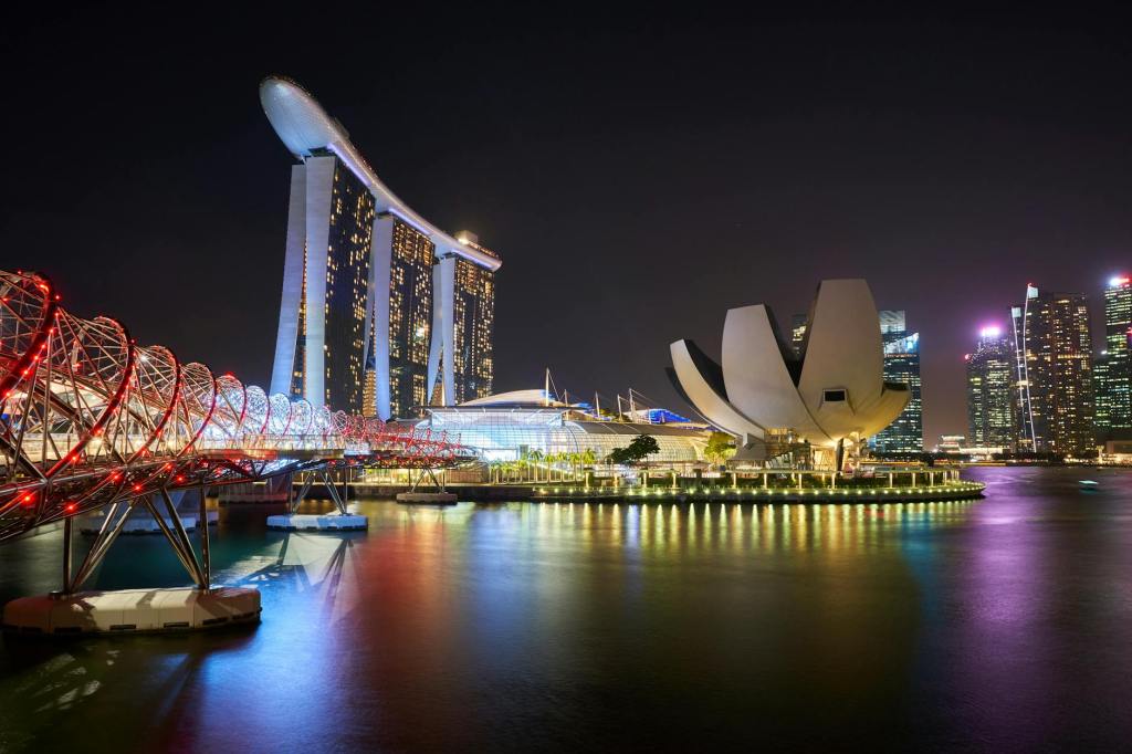 Singapore Swifty Upstages ASEAN Summit, Al Jazeera