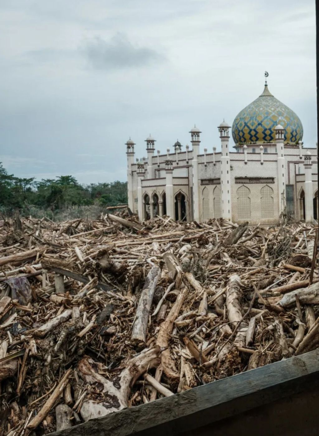 Disaster Management: Aceh BTS Tower Recovery Waiting on Electricity, Generators,&nbsp;Kompas