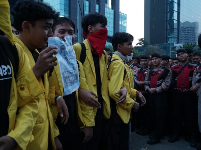 Student demonstrations make five demands of Indonesia’s national government,&nbsp;Kompas.com